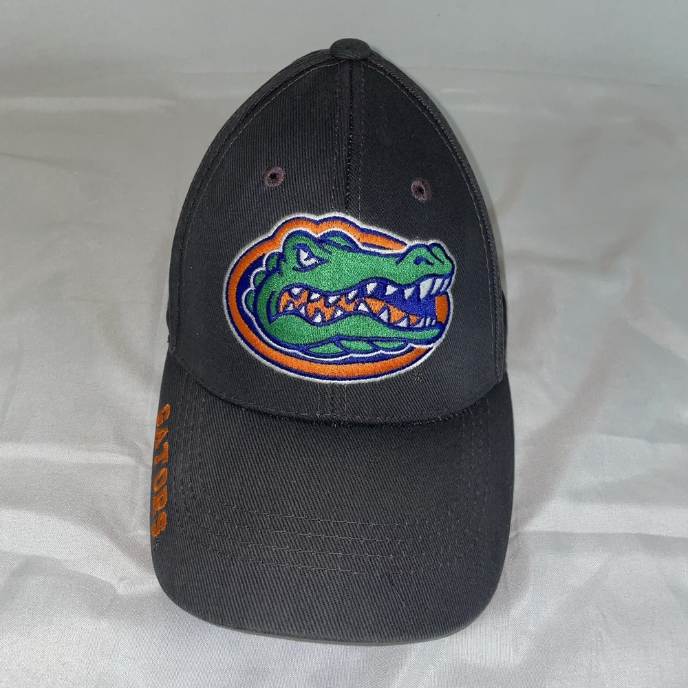 Russell Athletic Florida Gators Hat Adjustable Baseball Cap Black Embroidered
